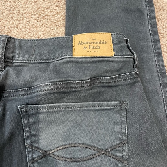 Women's ABERCROMBIE & FITCH New York Gray Denim Jeans - Picture 9 of 9